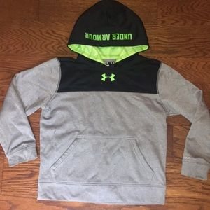 Youth Under Armour sweatshirt